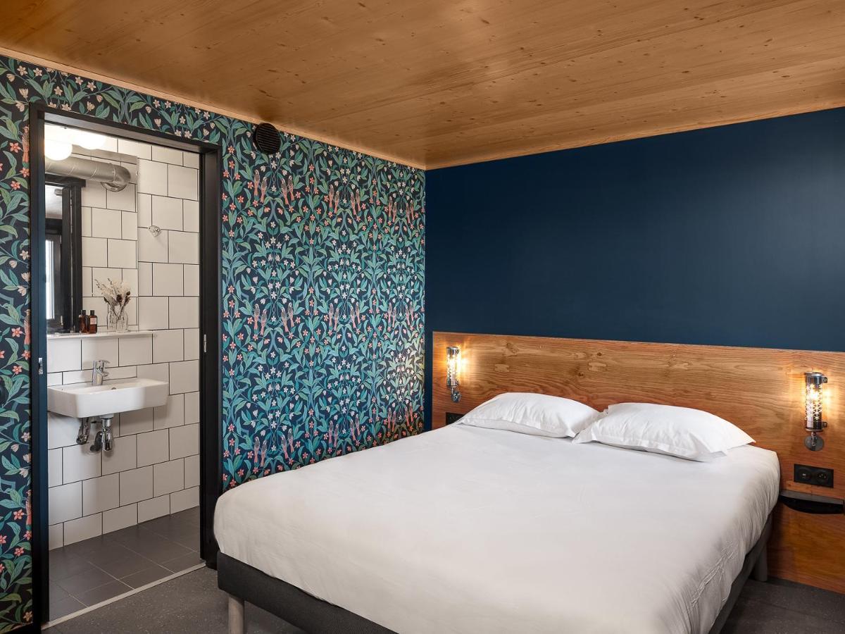 Eklo Hotel *