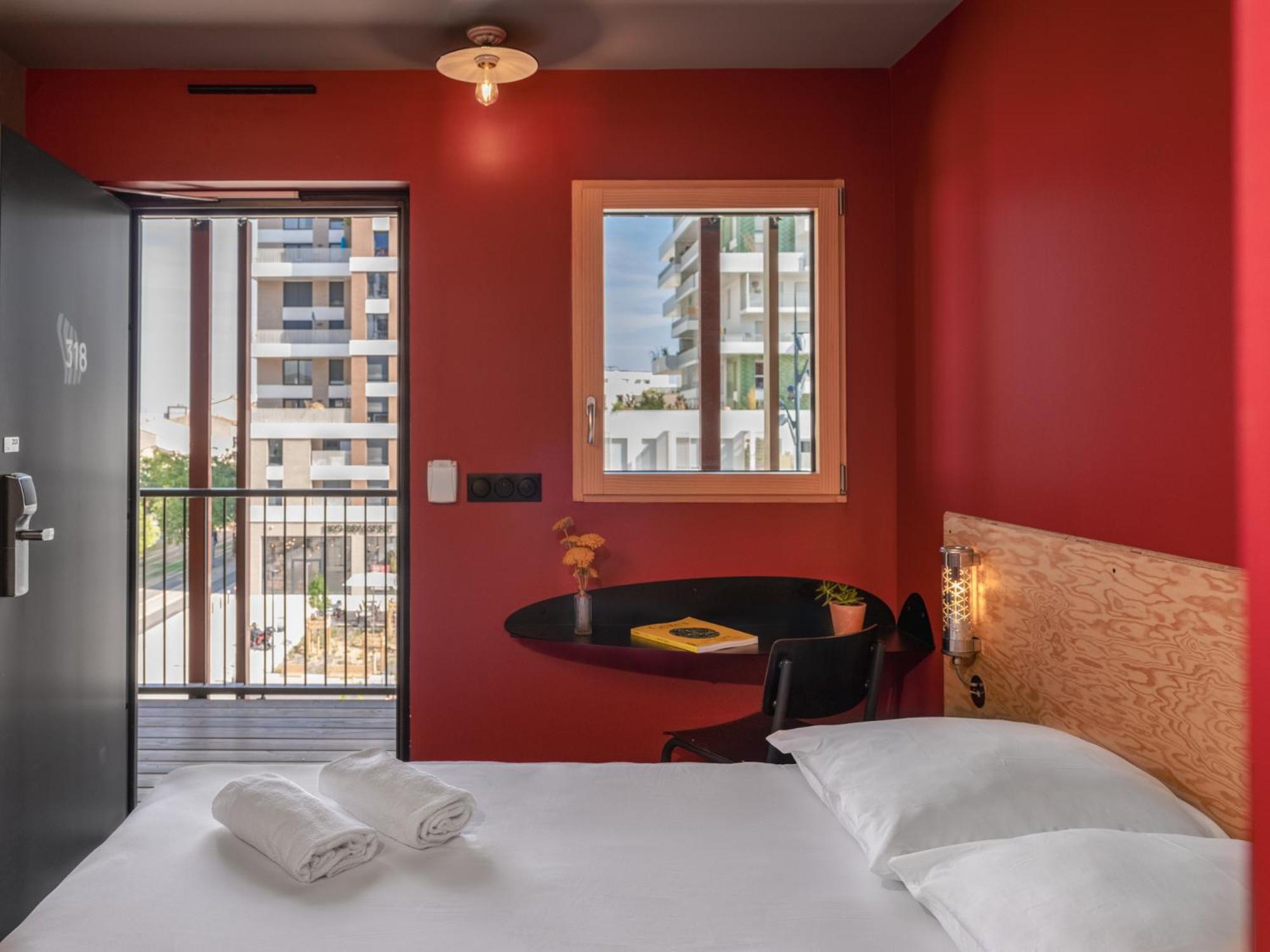 Eklo Hotel